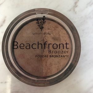 Younique bundle bronzer and luminizer
